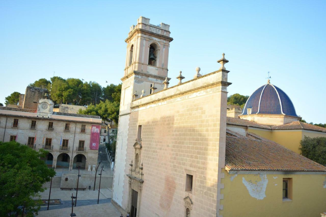 Estudios Ramon Llull Denia Kültér fotó